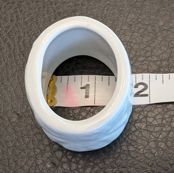 White Ceramic Leaf Napkin Ring Holders Set 5 Fall Country Classics Holiday Chic - Picture 12 of 12